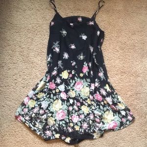 DONATED! 🌸 Floral Dress